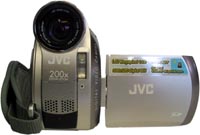 Videokamera JVC GR-D200 zepředu (Klikni pro zvětšení)