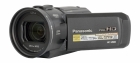 Videokamera Panasonic HC-V800 v přední perspektivě