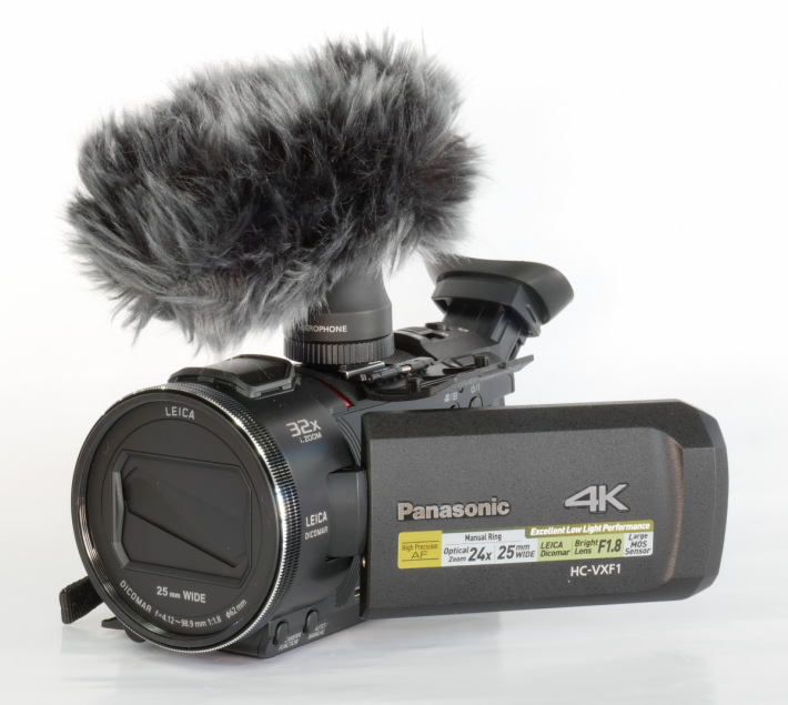 Videokamera Panasonic VXF1 s mikrofonem VSM10